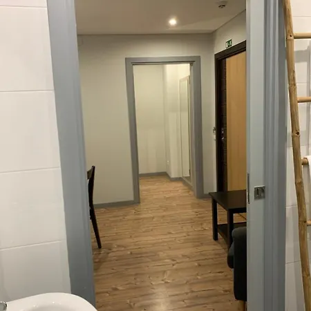 Fonte Luminosa Гостевой дом Лиссабон