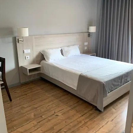 Guest house Fonte Luminosa Lisbon